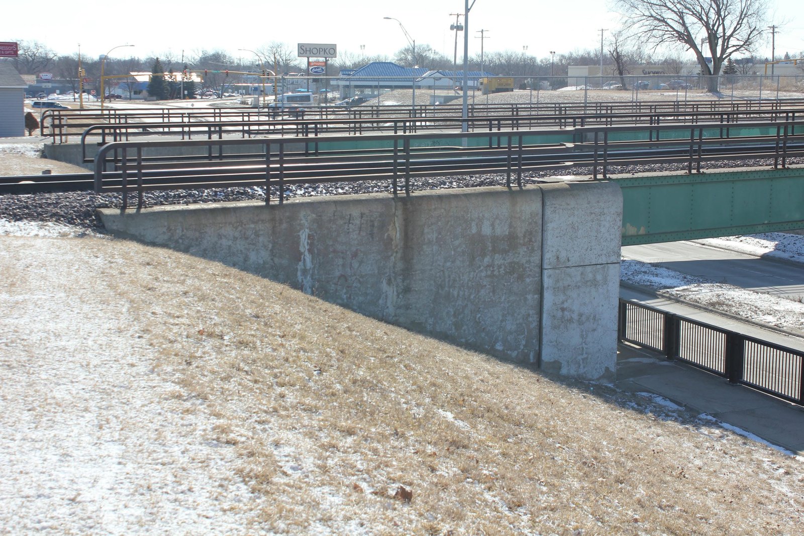 North abutment